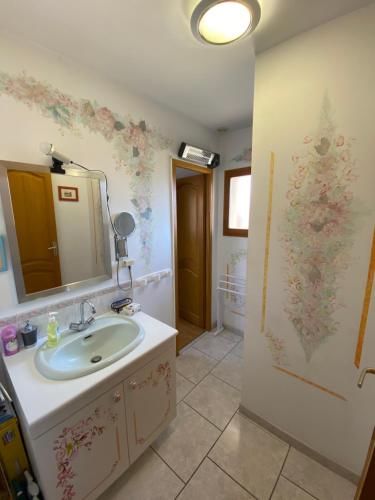 Kúpeľňa v ubytovaní Agréable chambre d’hôtes bord de mer Normandie