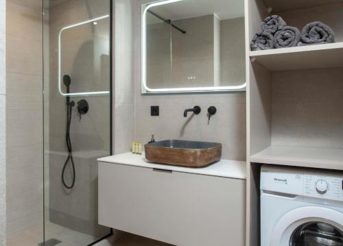 Central Deluxe Spacious Studio