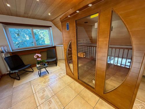 Fotografie z fotogalerie ubytování Jolie Villa, 300 m2, grand jardin v destinaci Furdenheim