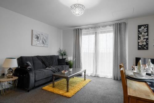 Χώρος καθιστικού στο One and Two Bed Apartments Slough near Heathrow