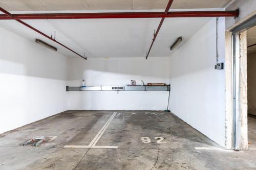 Flex SelfCheckIns 121 - Zagreb - Garage - Loggia - 2 Bedrooms