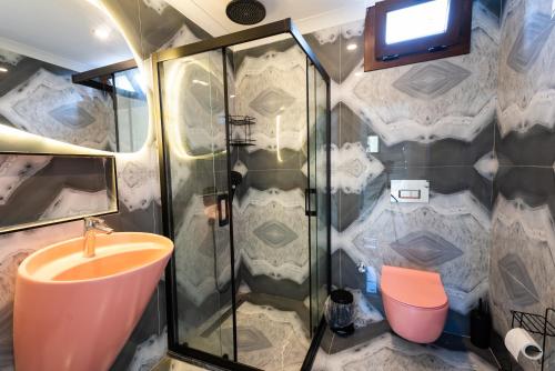 Ảnh trong thư viện ảnh của Villa Sefa Söğüt Daily Weekly Rentals ở Kaygıseki