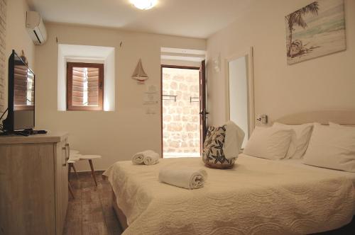 Gallery image of Hotel Sara in Kotor