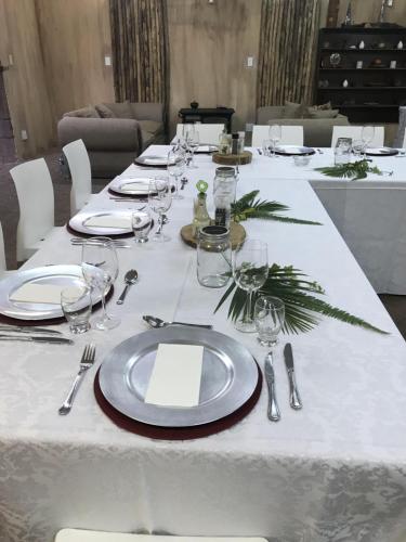 Χώρος καθιστικού στο 61 On Ireland Guest House and Conferencing