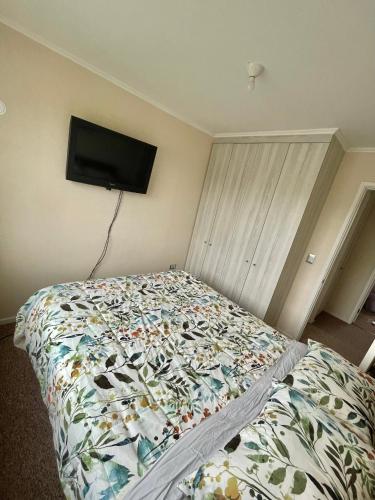 Katil atau katil-katil dalam bilik di Arriendo habitación diaria doble