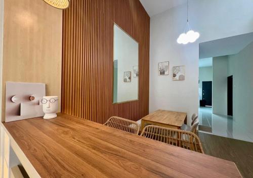 Χώρος καθιστικού στο Polo Stay, 4 bedroom Single Storey house Ipoh for 10 pax