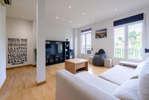 Amplio Piso en Madrid Centro con Vistas al Templo de Debod