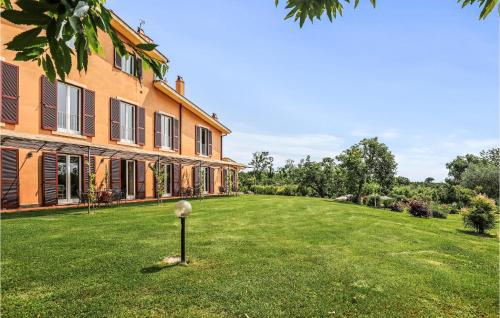 A garden outside Ciliegio