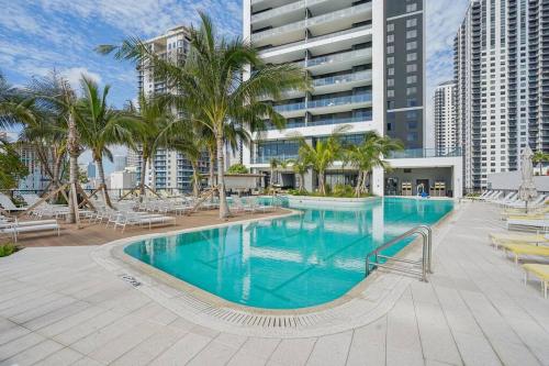 NEW Luxury Bay View Downtown 1 Bedroom photo 13
