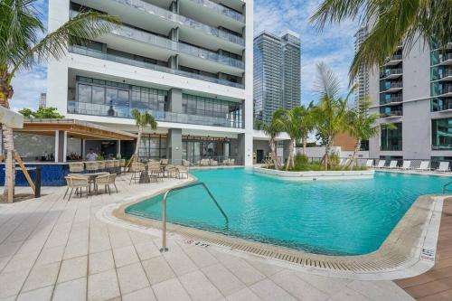NEW Luxury Bay View Downtown 1 Bedroom photo 25