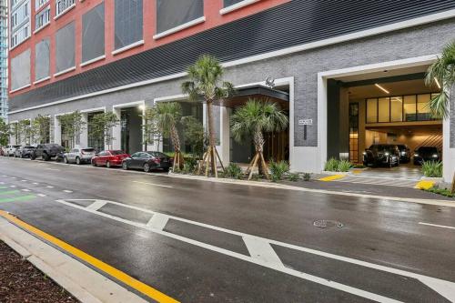 NEW Luxury Bay View Downtown 1 Bedroom photo 38