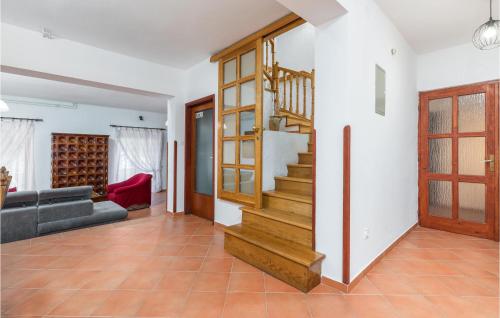 Four-Bedroom Apartment In Fazana