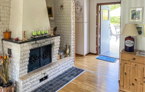 GamlebyにあるPet Friendly Home In Gamleby With Wifiのギャラリーの写真