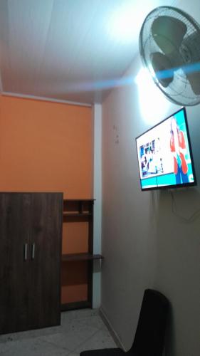 TV a/nebo společenská místnost v ubytování Hotel Mar Azul