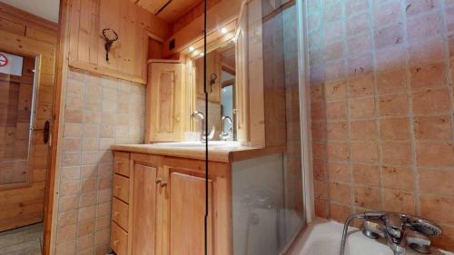 Chalet La Grande Ourse Meribel 135 m2 apartment near pistes photo 3