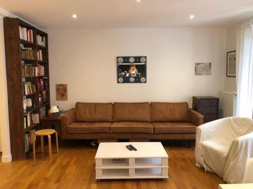Cosy apartment centre Le Mans 5min train station