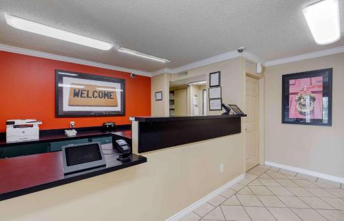 a lobby with a waiting room with a phone at Extended Stay America Suites - Dallas - Las Colinas - Carnaby St in Irving