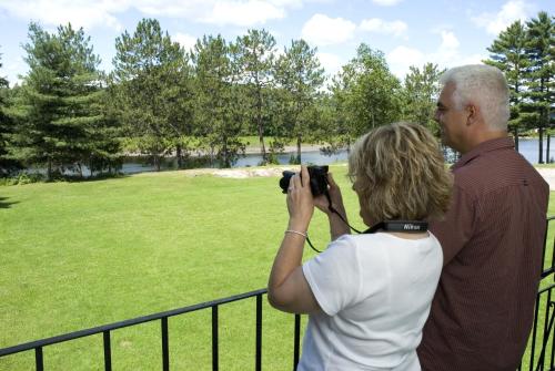 Gallery image of Hôtel Marineau Mattawin in Trois Rives