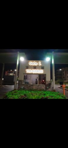 كمبوند ذا ادرس بالشيخ زايد