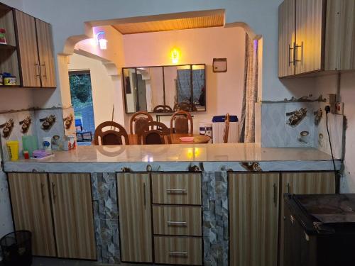 Una cocina o cocineta en Highway Homes