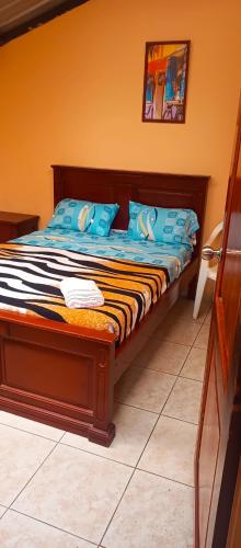 Cama o camas de una habitación en Hostal al Paso