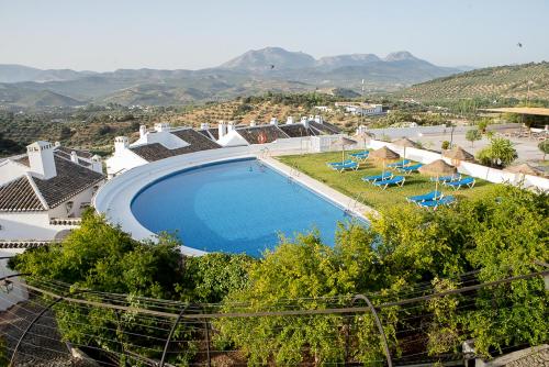 an image of a swimming pool at a resort at Villa Turística de Priego in Priego de Córdoba