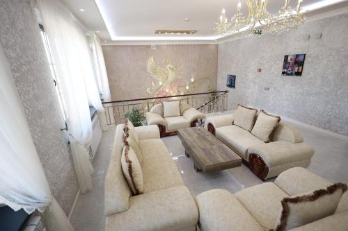 Posezení v ubytování IDEAL Hotel