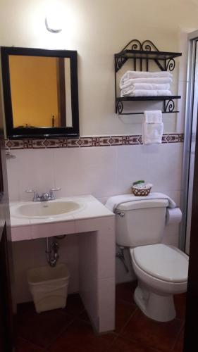 Gallery image of Hotel Acropolis Maya in Copan Ruinas