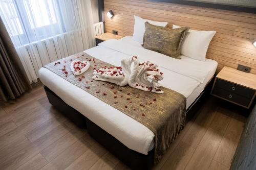 Кровать или кровати в номере Çağ Otel