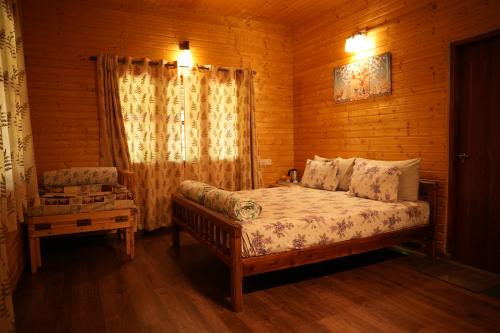 Cama o camas de una habitación en labdhi Resorts Masinagudi- Stag Groups not allowed