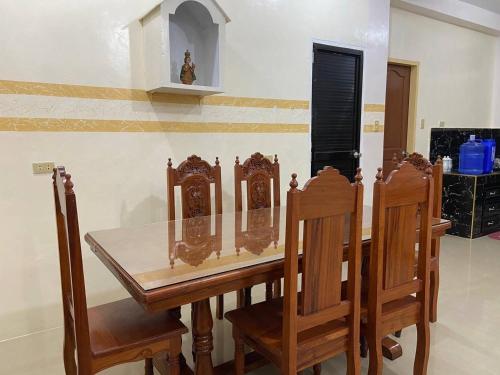 Fotografie z fotogalerie ubytování Elvira's Guest House v destinaci Bantay