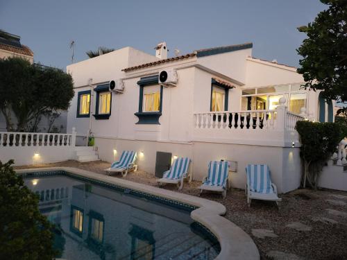 Πισίνα στο ή κοντά στο Casa Mabel