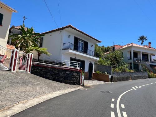 Casa Nova - Maison avec garage, terrasse & Balcon