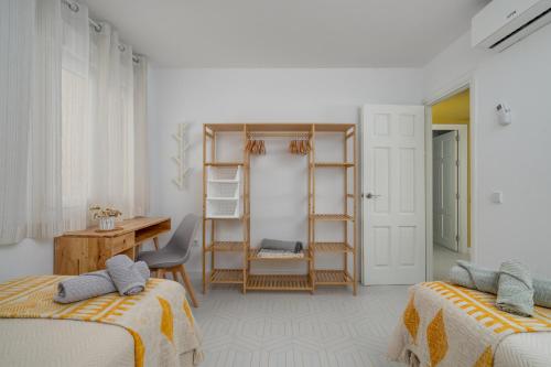 Terra by La Pita - Central Premium Apartment with Parking