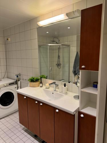 Ένα μπάνιο στο Apartment close to major attractions
