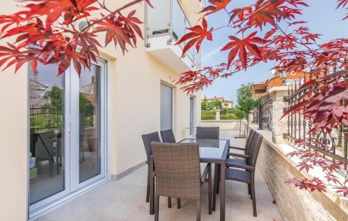 Μπαλκόνι ή βεράντα στο Studio Apartments Funtana with pool