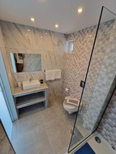 Lilly Rooms