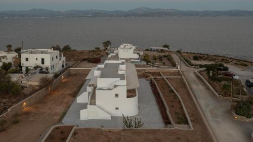 Gallery image of Paros Melodia Apartments in Logaras