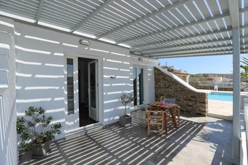 Gallery image of Para Principe Tinos in Agios Sostis