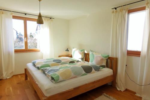 Postel nebo postele na pokoji v ubytování Ferienwohnung Sonneck