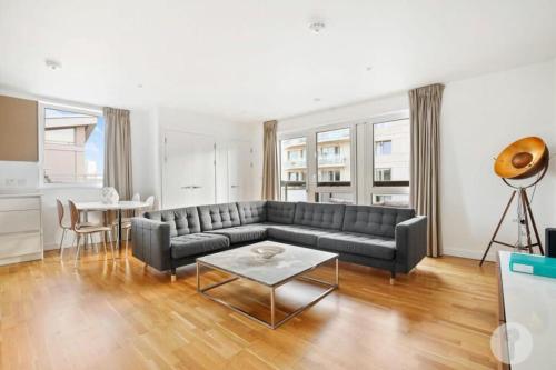 Modern 3 bedroom - Olympic Park - E20 Stratford photo 10