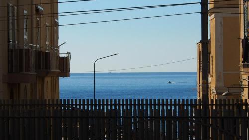 Γενική θέα στη θάλασσα ή θέα στη θάλασσα από  αυτό το διαμέρισμα