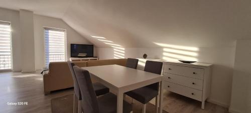 Μια τηλεόραση ή/και κέντρο ψυχαγωγίας στο Gästehaus Ressel
