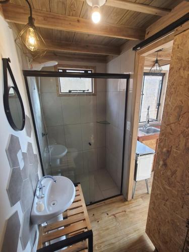 Koupelna v ubytování Tiny House Turmalina