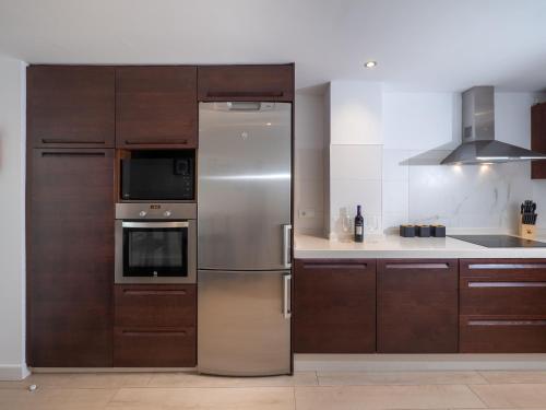Foto Family Fairways I Spacious 4-Bedroom Townhouse Near Beach & Golf, Estepona 3