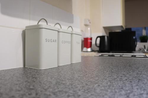 Köök või kööginurk majutusasutuses Quiet 2 Bed Kent Cottage - Short Drive to Canterbury and Dover