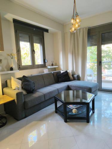 Modern Apartment - East SKG Near Sea
