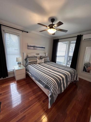 Ein Bett oder Betten in einem Zimmer der Unterkunft Condos Memphrémagog