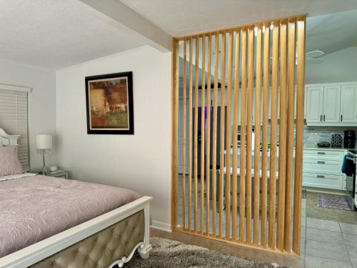 Gallery image of Location Siesta 1 mile away Home with HOT SPA in Sarasota