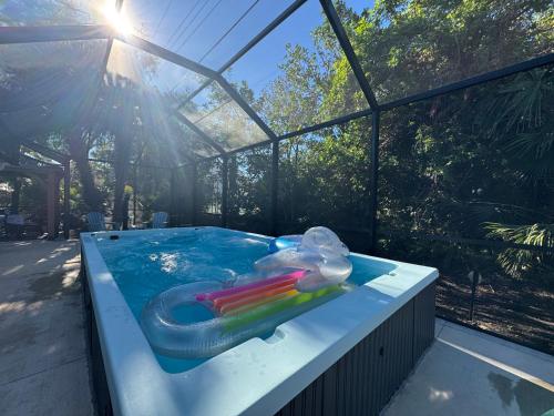 Gallery image of Location Siesta 1 mile away Home with HOT SPA in Sarasota